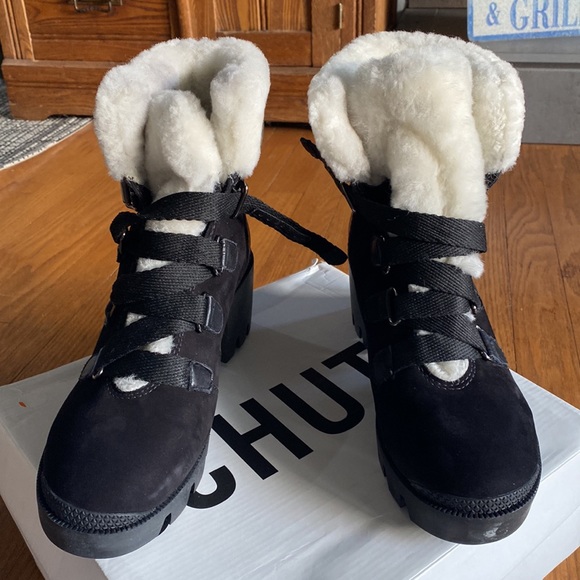 Schutz sheepskin lined boots NWT - Picture 2 of 10